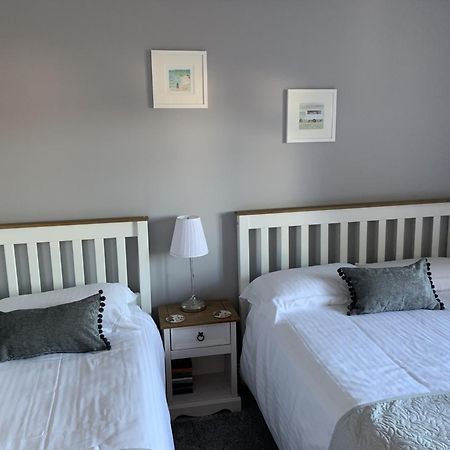Hensleigh House Bed and Breakfast Charmouth Værelse billede
