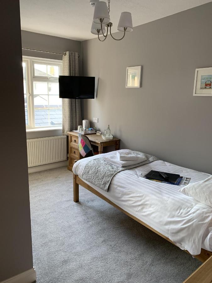 Hensleigh House Bed and Breakfast Charmouth Eksteriør billede