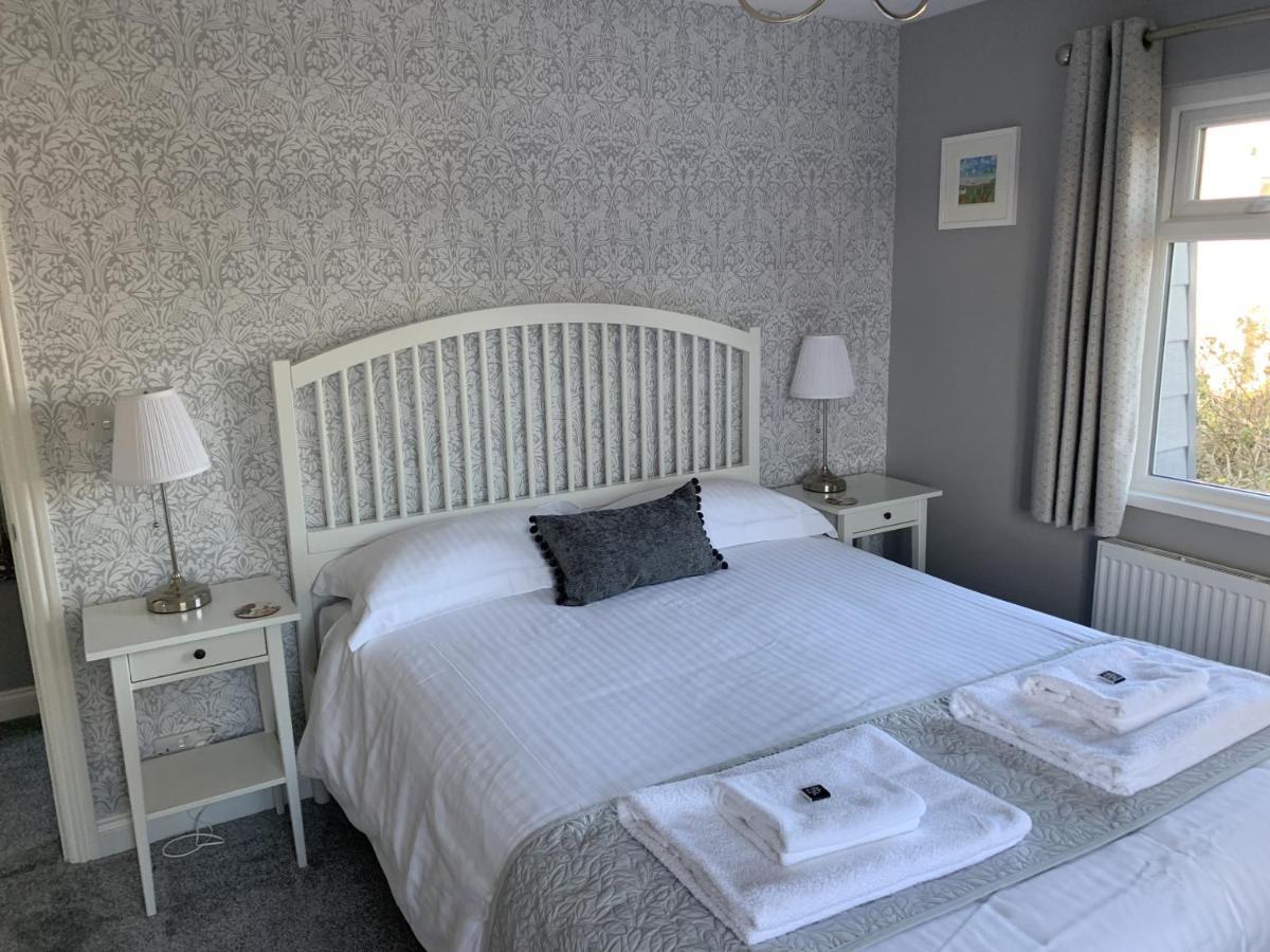 Hensleigh House Bed and Breakfast Charmouth Værelse billede