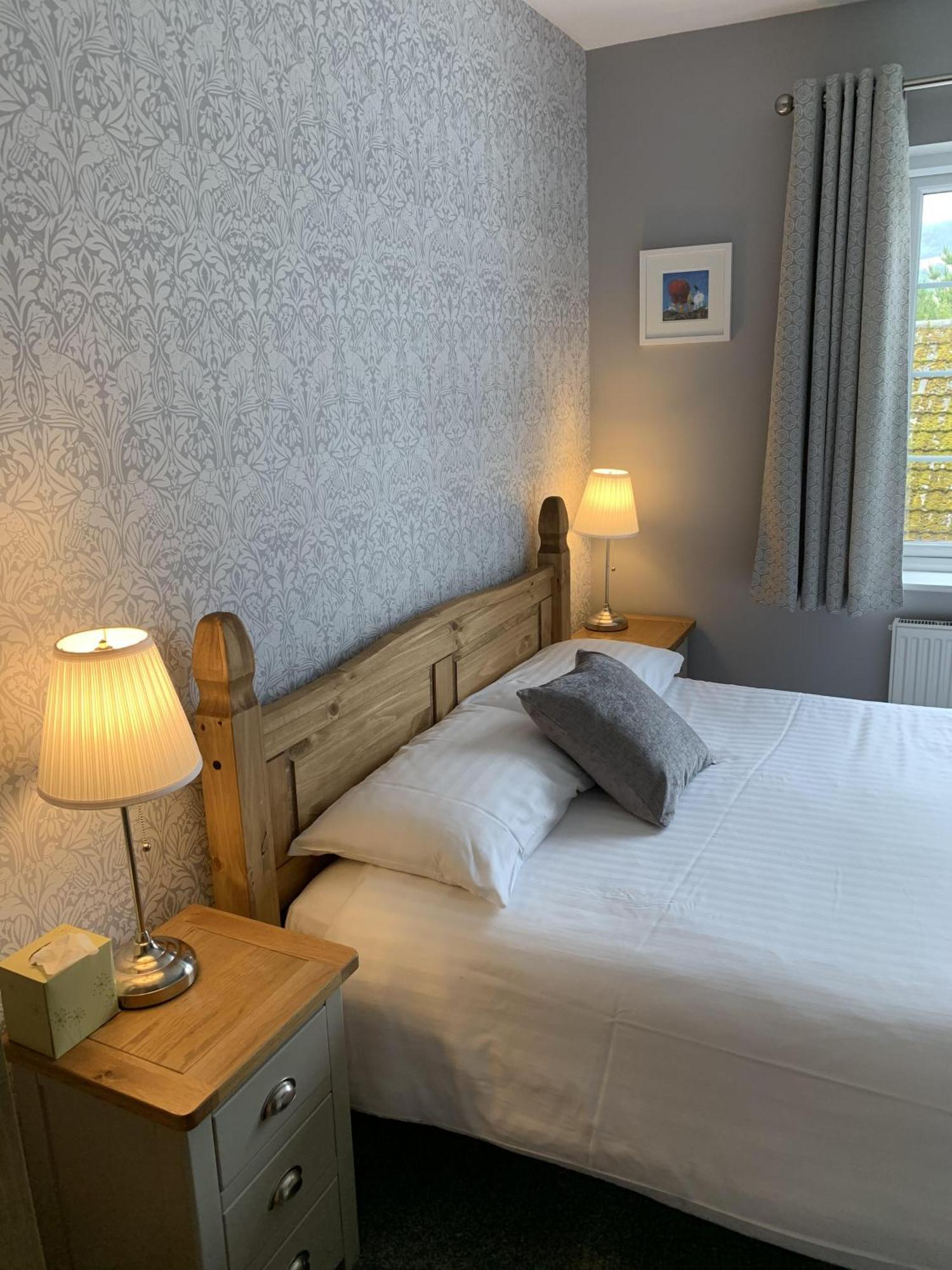 Hensleigh House Bed and Breakfast Charmouth Værelse billede